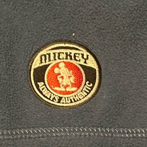 Disney Men’s XL Vintage 90’s Fleece Hoodie
Navy Blue